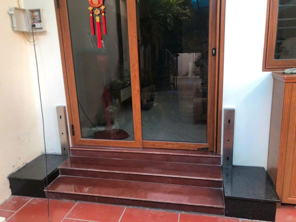 Cửa chống ngập tại hà nội - báo giá cửa chống ngập hà nội