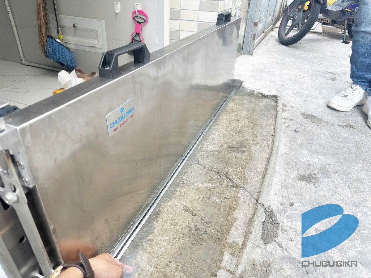 cửa chống ngập - tấm chắn nước chububika-114